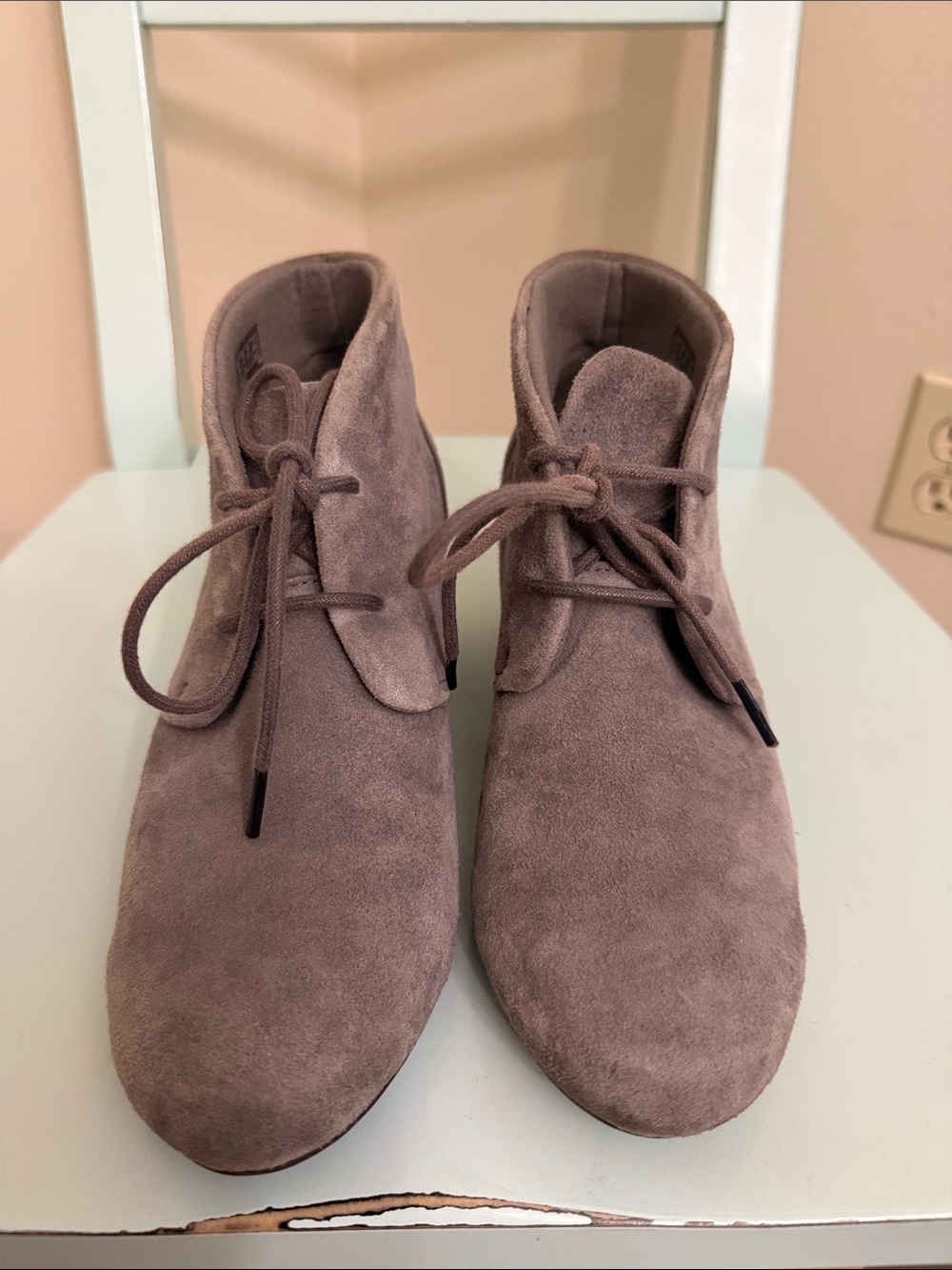 Clarks Rosepoint Dew Lace Up Suede Wedge Ankle Boot Gray Women's sz 7